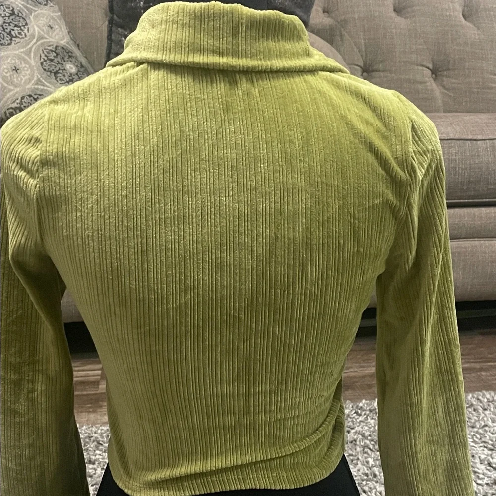 Lime Green Button-Up Ribbed Cardigan - Picture 3 of 6